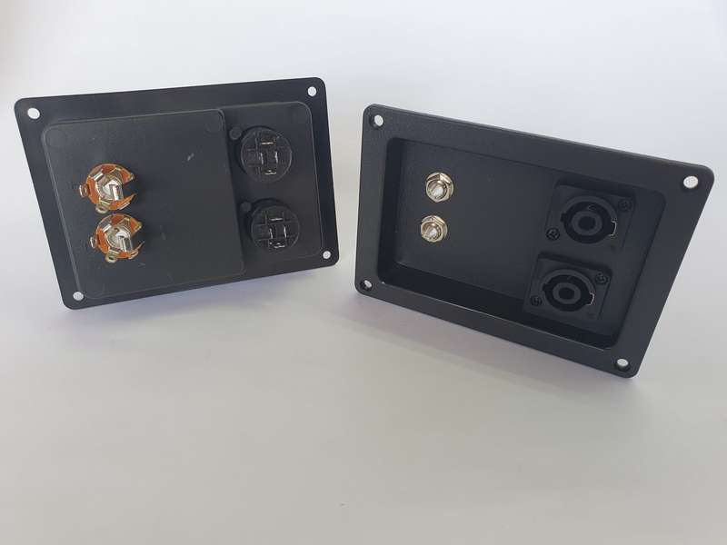 SPEAKER BOX BACK PLATE (2xSPEAKON + 2x6.3MM) HARD PLASTIC