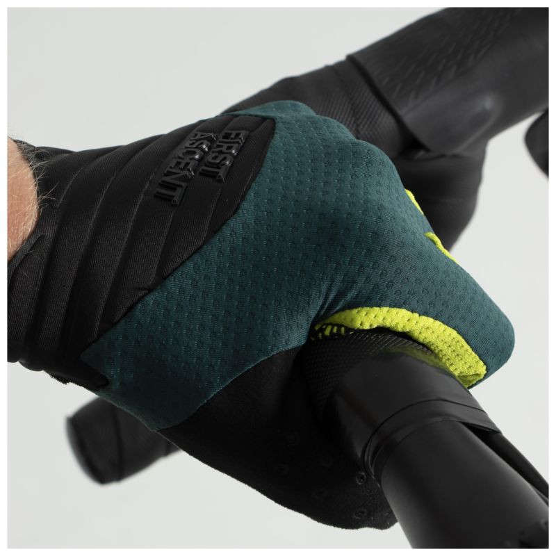 First Ascent Traverse Cycling Glove Black - S | Dark Moss