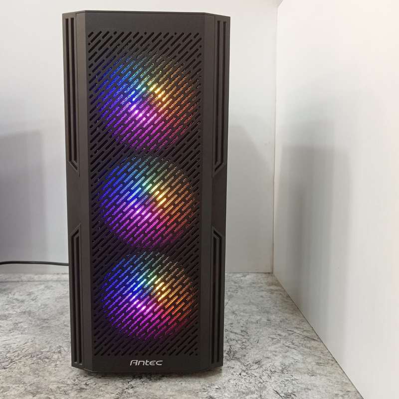 Fortnite Gaming PC (INTEL I5-4590 W/ RADEON RX570 4GB)