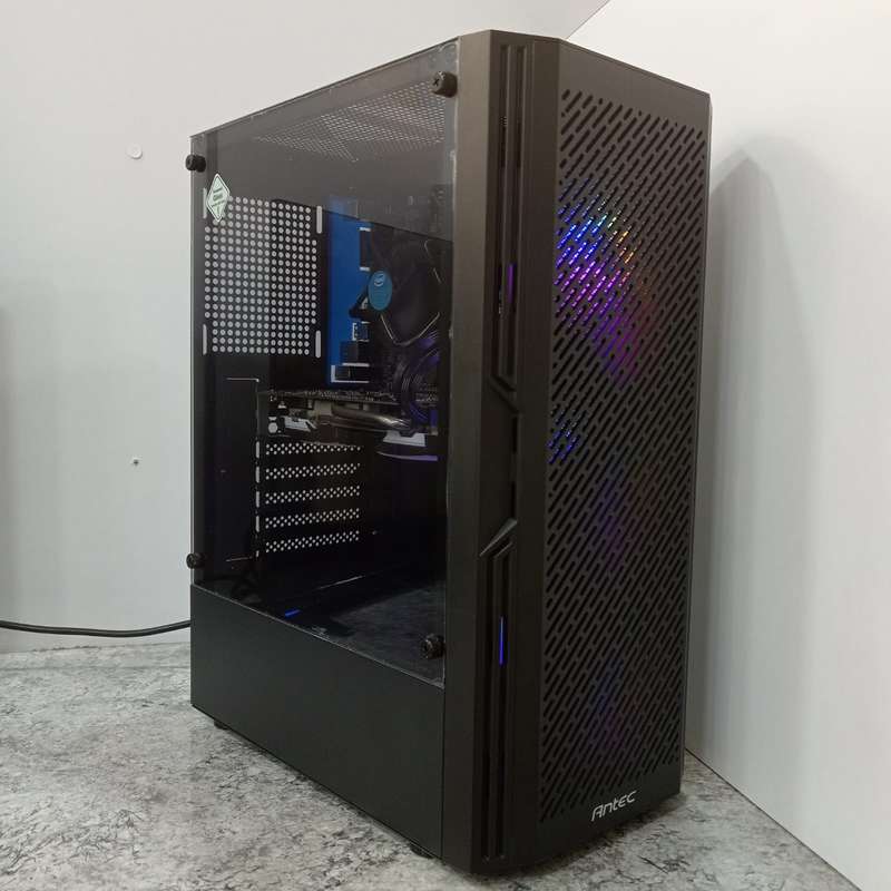Fortnite Gaming PC (INTEL I5-4590 W/ RADEON RX570 4GB)