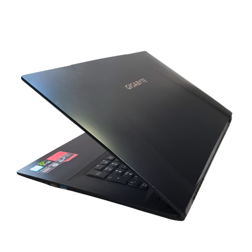 GIGABYTE Sabre 17GV8