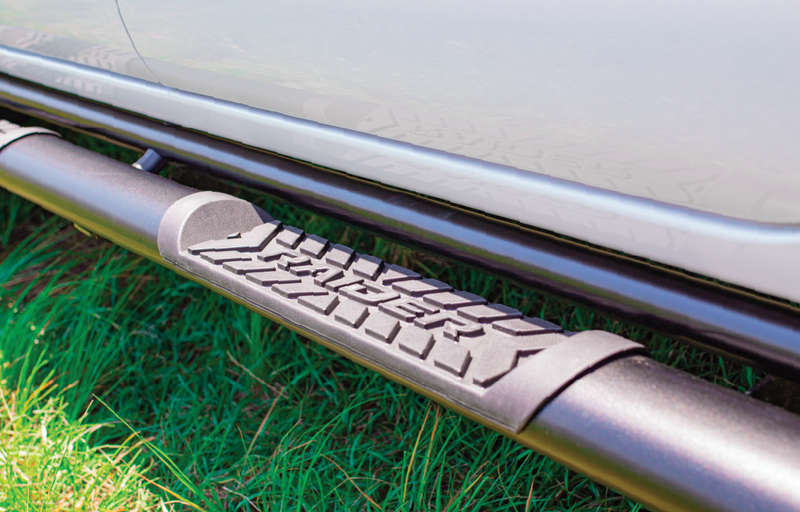 Toyota Hilux side steps 2016 black stainless steel double tube oval  Artav BS 800085
