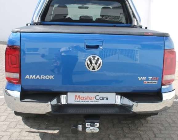 VW Amarok Double Cab Towbar with harness