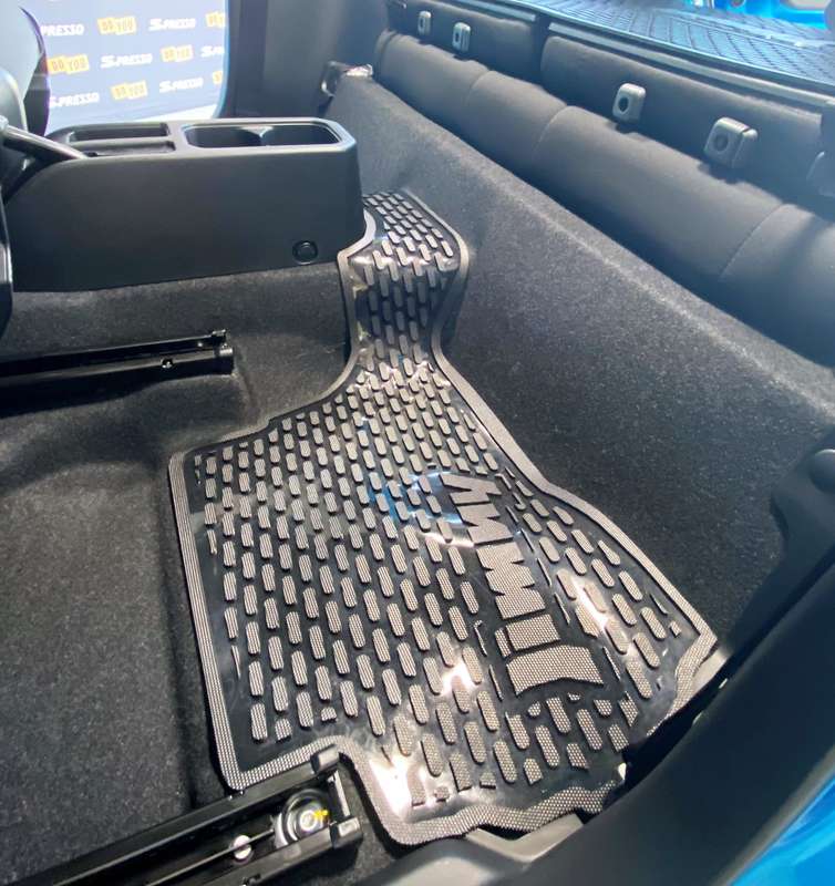 Suzuki Jimny 3 Door Addo Rubber mat set