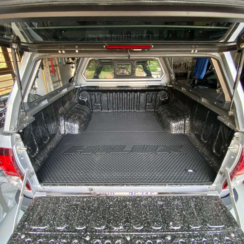 Toyota Hilux rubber mat set, Legend 50, Hilux GR, GD6 2015- ADDO
