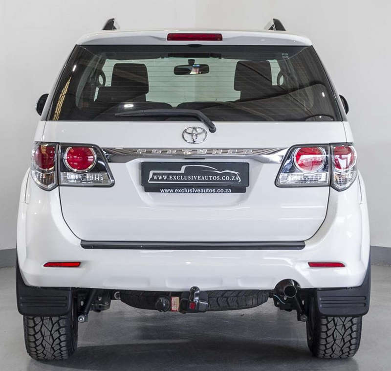 Toyota Fortuner 2005-2015 Towbar