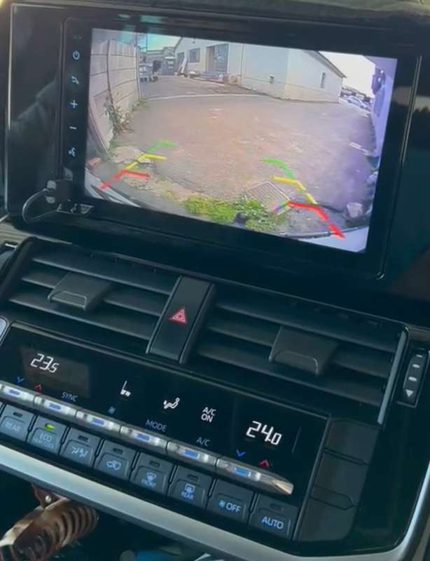 Toyota Landcruiser 300 series front camera and rear camera options