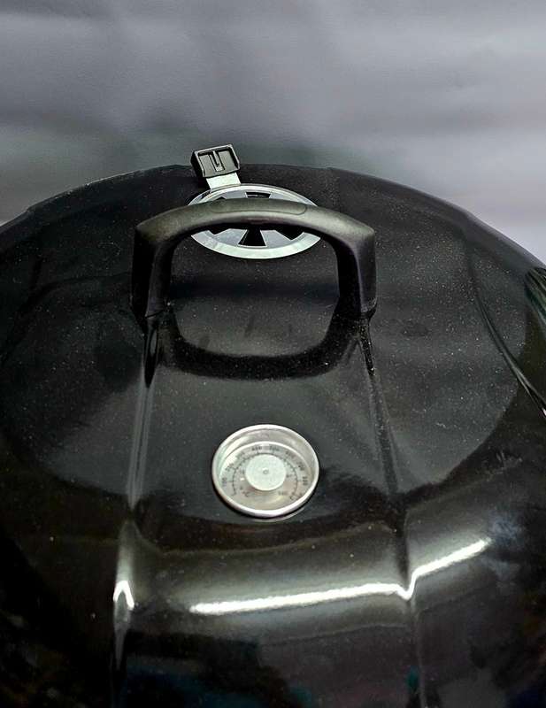 Dangrill 57cm Kettle Grill / Braai with Thermometer