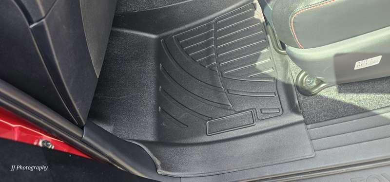 Toyota Hilux Rubber mat set Single or Double cab Moulded Revo 2016-