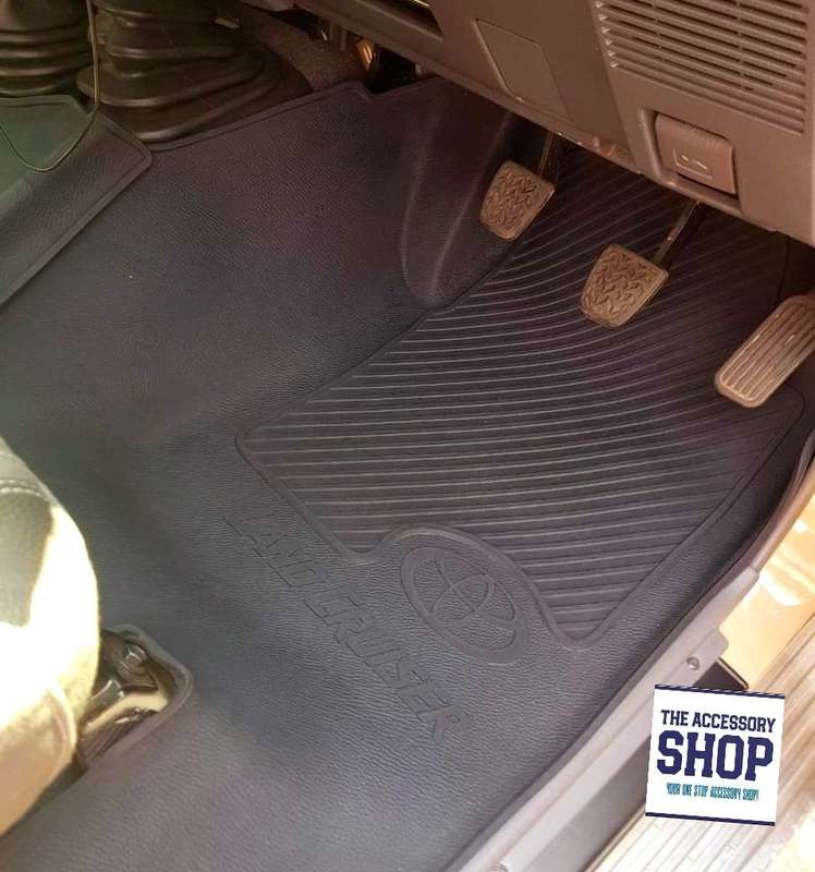 Toyota Landcruiser 70 / 79 Series Heavy Duty mat set rubber Moulded (includes 2024 Model)