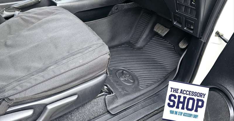 Toyota Hilux Rubber Moulded Mat set, Single, Double &amp; Club cab (Heavy Duty)
