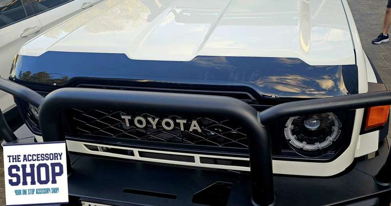 Toyota Landcruiser 70 series bonnet guard Gloss Black with logo or Clear 2024 -