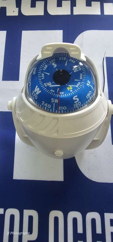 Compass Boat with 12V Light Large