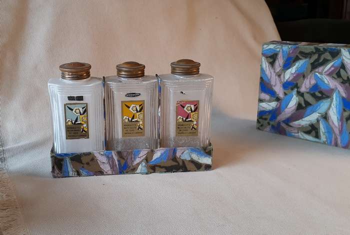Deco glass 3 bottles gift set - powder bath salts empty 1930's?