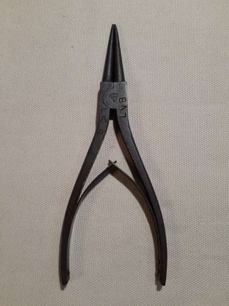 Old Circlip Pliers Diamond Logo