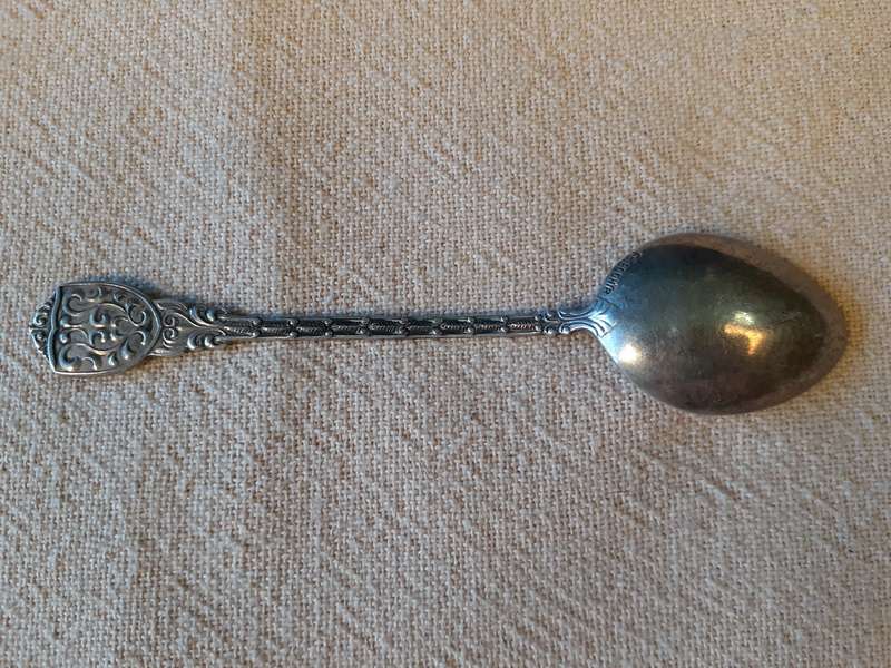 Silver 800 Suisse Souvenir Teaspoon with enamel badge