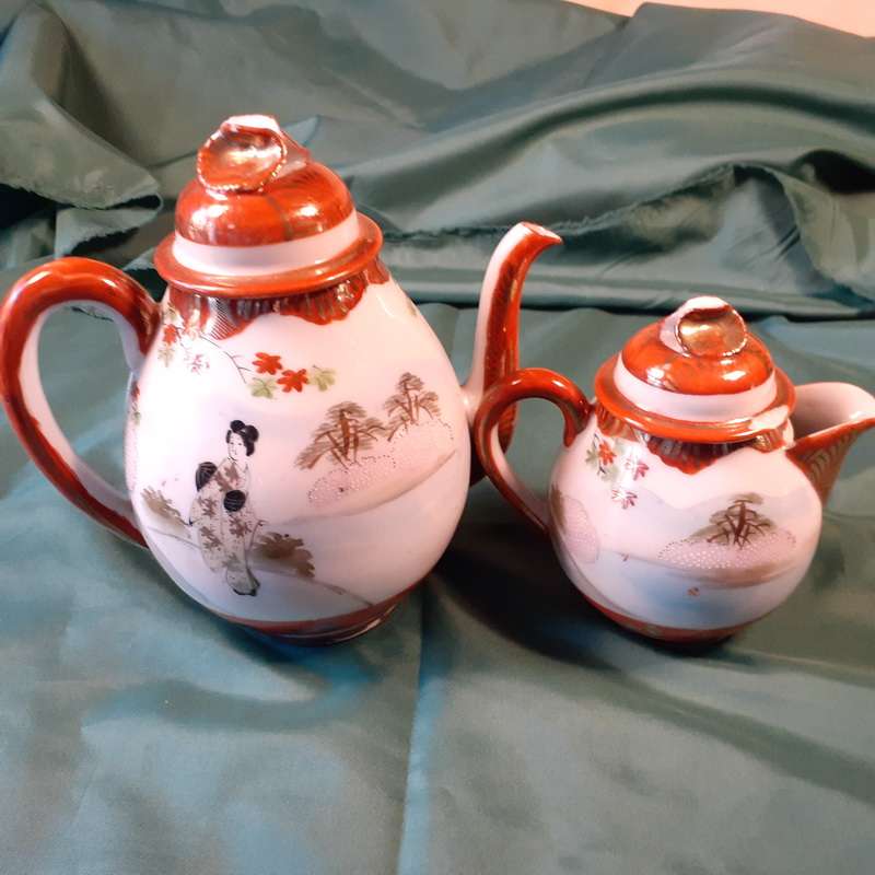 oriental japanese tea pot and jug - geishas