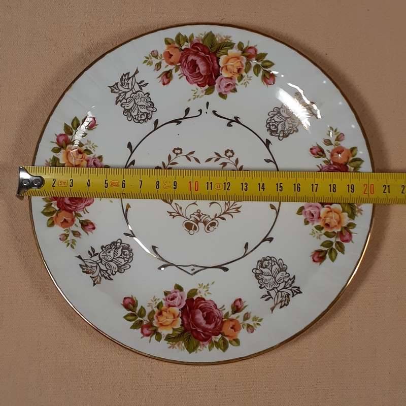 Avon by Wood and Sons - Anniversary Plate - Roses