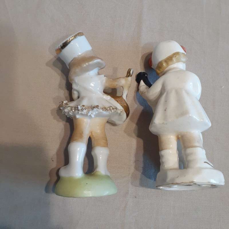 Capri ornaments drummer girl and boy - handpainted faces.
