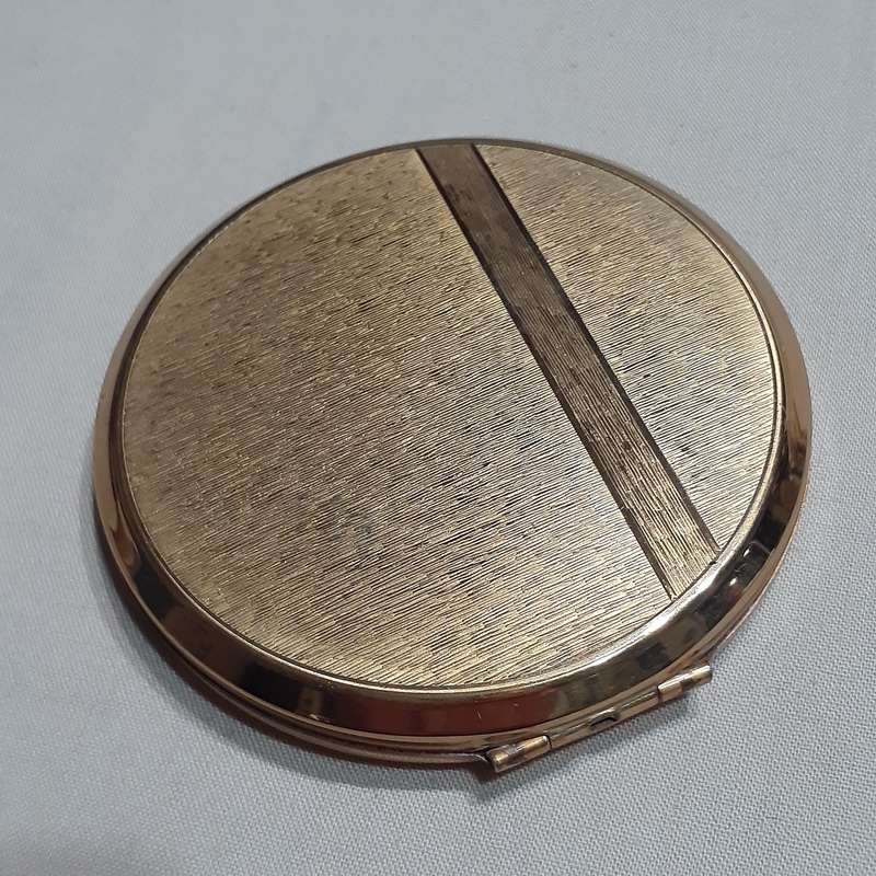 Powder Compact - Vintage Stratton gilt