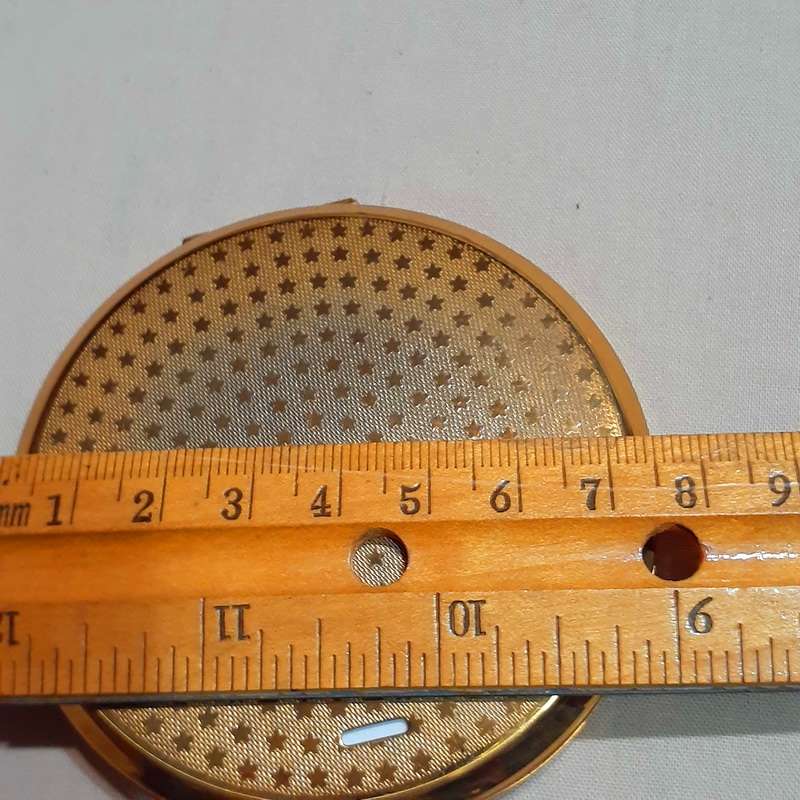 Powder Compact - Vintage Stratton gilt