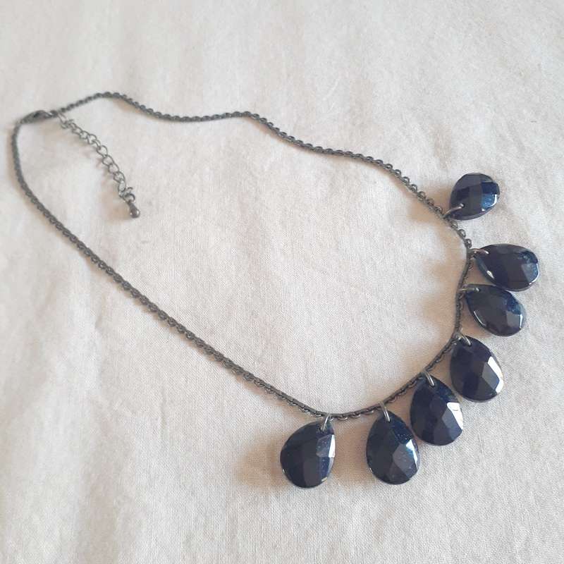 vintage necklace black glass faceted beads - Bohemian - unusual shaped chain