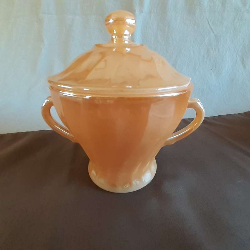 Lustreware sugar bowl Peach Anchor Hocking Fire King 1950's