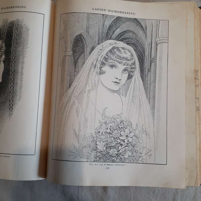 Art and craft of hairdressing - second ed. - Gilbert A Foan - 623 pages