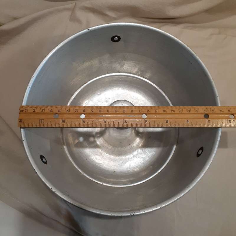 Bundt Dish - large aluminium steamed pudding bowl, jelly dish, no lid
