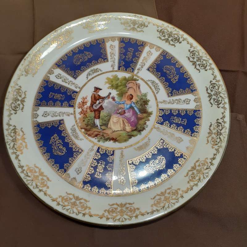 Large French limoges plate - 30 cms dia - romantic scene
