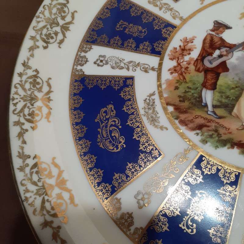 Large French limoges plate - 30 cms dia - romantic scene