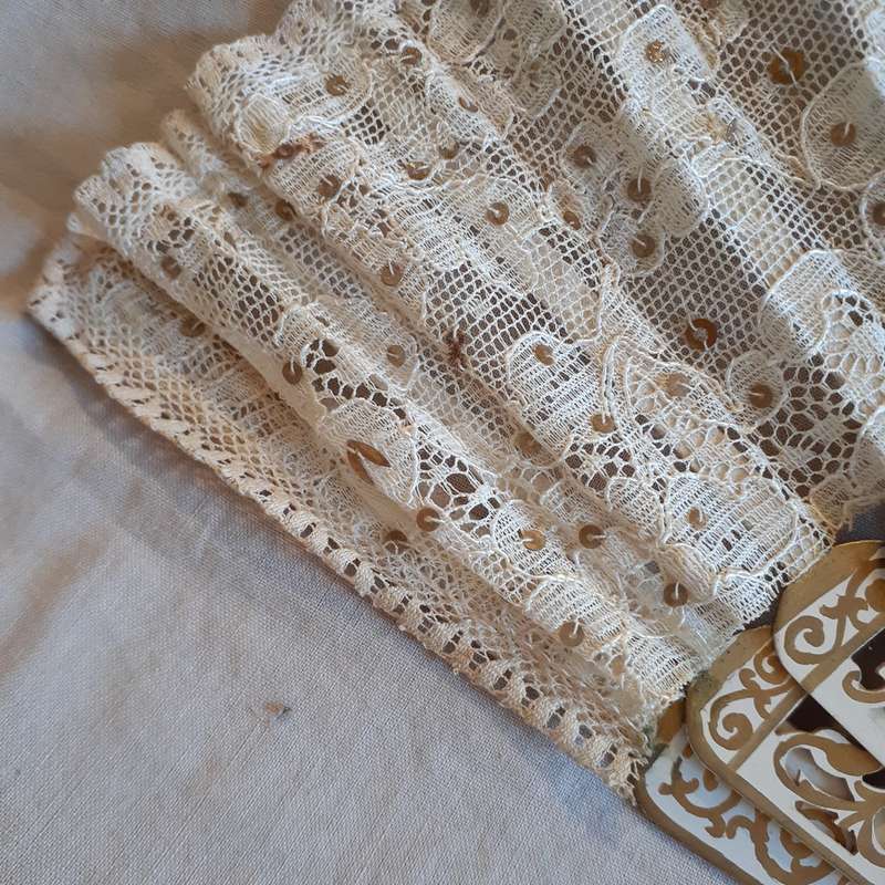 Fan Spanish Lace hand fan - vintage