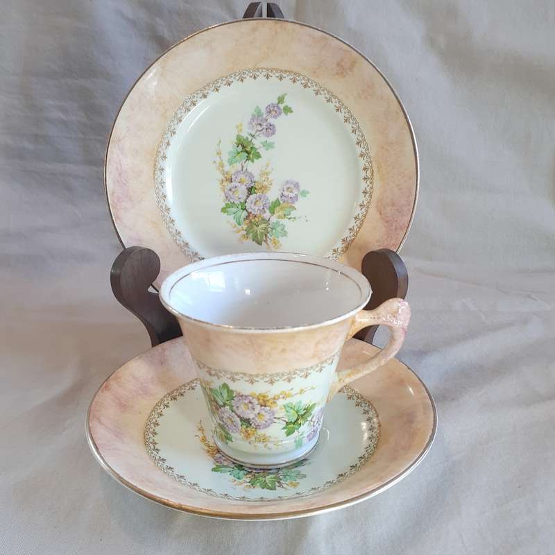 Tea Trio James Kent Fenton plus vintage serviette holder