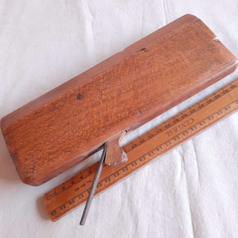Woodworking Plane vintage - beechwood moulding plane - good condition