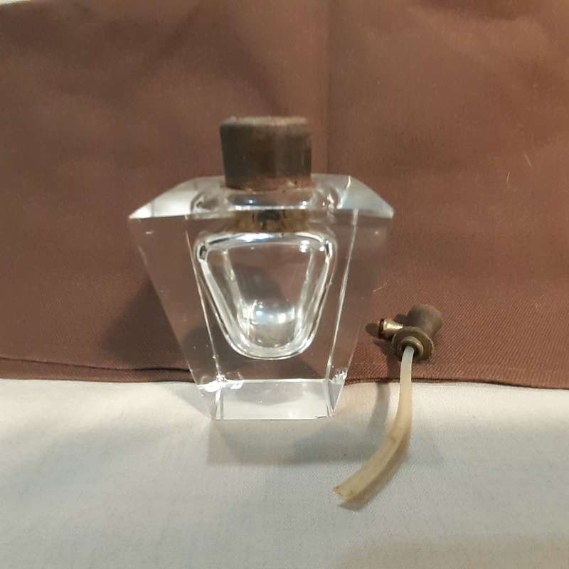 Crystal glass Deco dressing table set - some damage