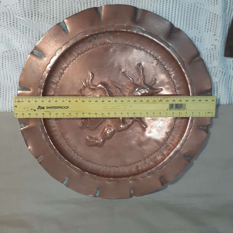 Copper wall plate Knight on horseback - .7Kg  - 30 cms dia