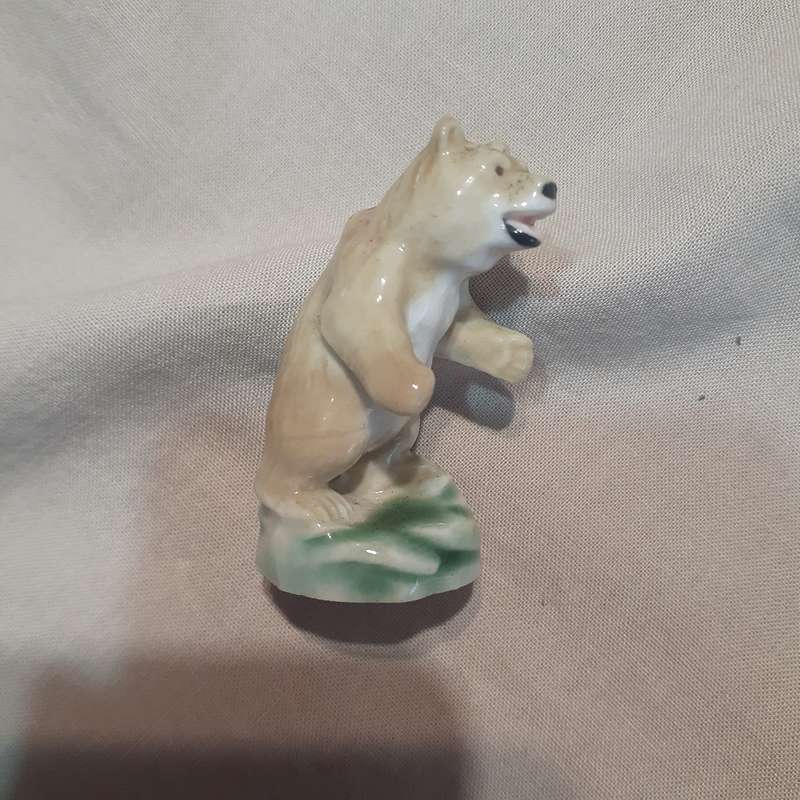 2 Wade whimsies Grizzly bear and bear cub - 1950's
