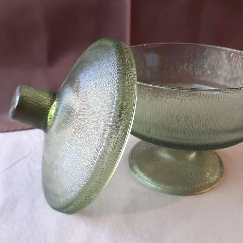 Green pressed depression glass lidded bowl - Jeanette Glass Co.  Footed trinket holder - candy bowl