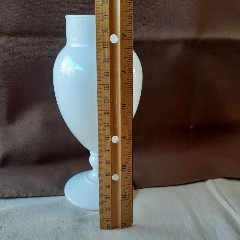 Vintage white milk glass vase