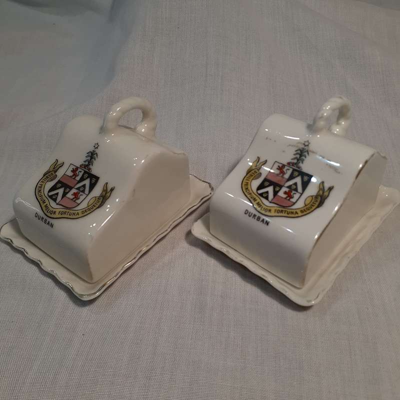 2 Crested China mini Cheese dishes  Durban - Gemma Czechoslovakia 1927 -