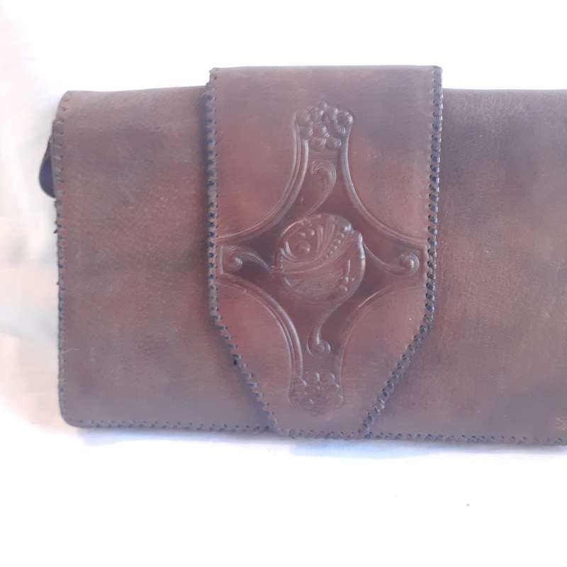Vintage 1920's leather clutch handbag - Made in England 25 x 16 cms