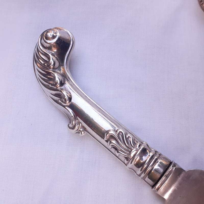 Wedding cake knife - silverplated vintage