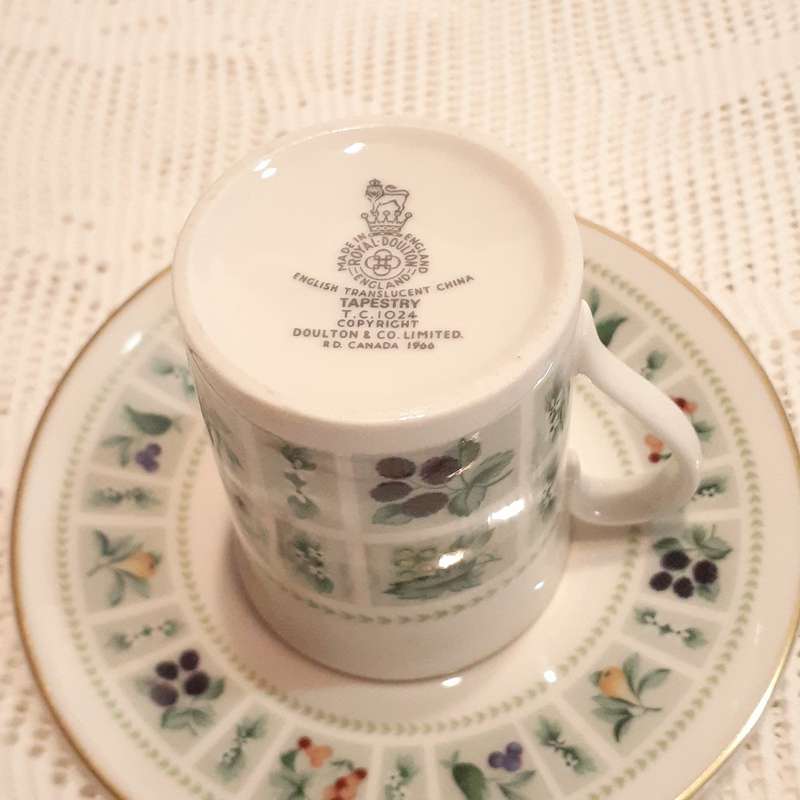 6 Royal Doulton Coffee duos -