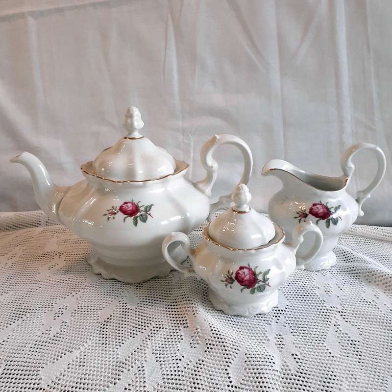 Large Tea Pot sugar basin and milk jug - Roses - South African porcelain Constantia