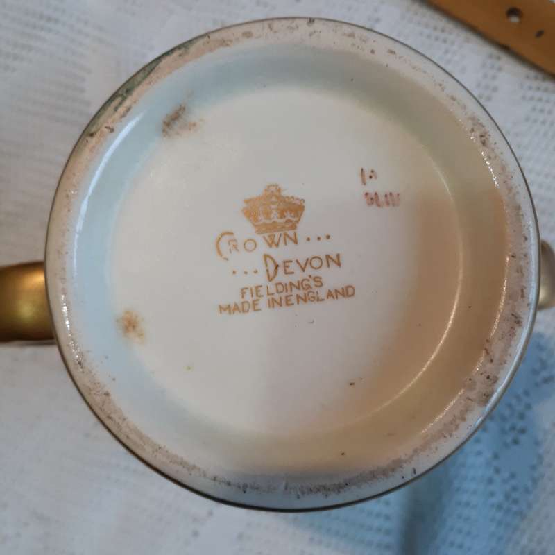 Crown Devon Fieldings Vase - sailing ship design - two handles