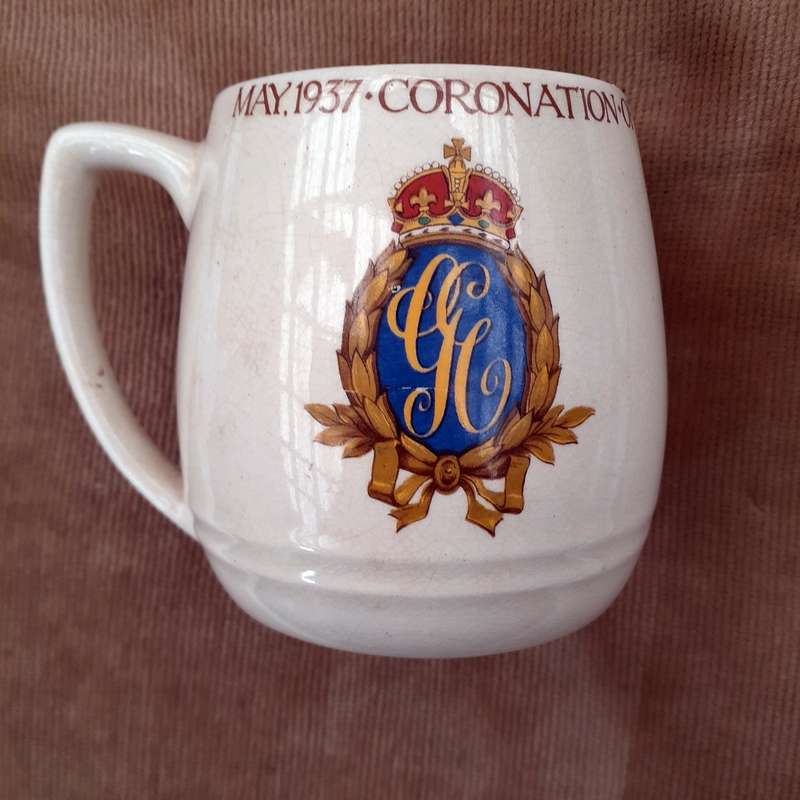 Coronation mug King George VI and Queen Elizabeth - commemoration