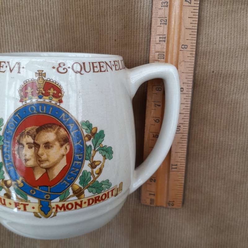 Coronation mug King George VI and Queen Elizabeth - commemoration
