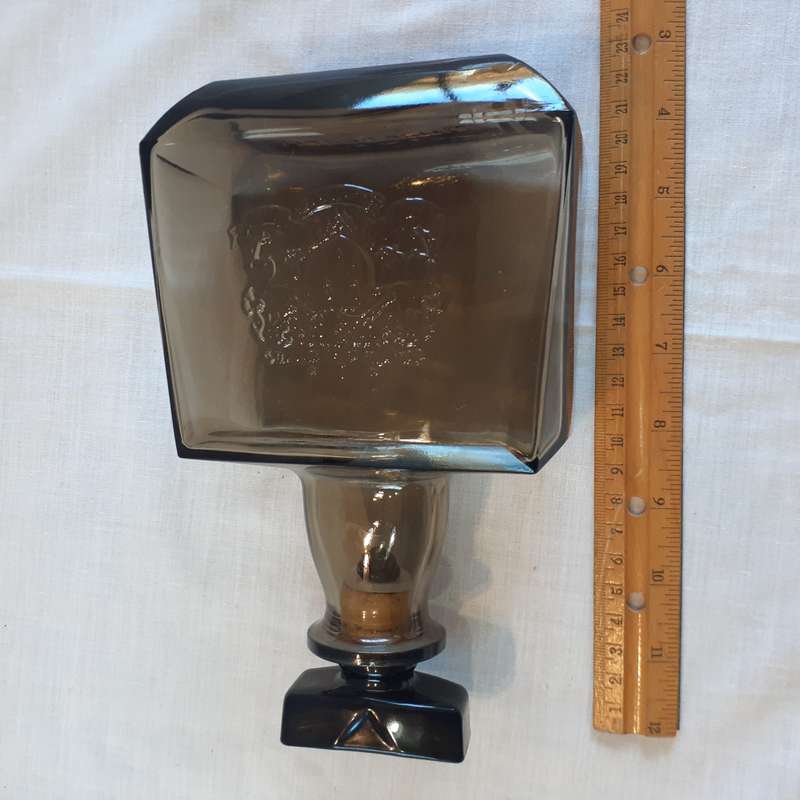 Glass bottle - Vintge Japanese whisky - Suntory Limited Japan  20 cms tall x 12.5 base