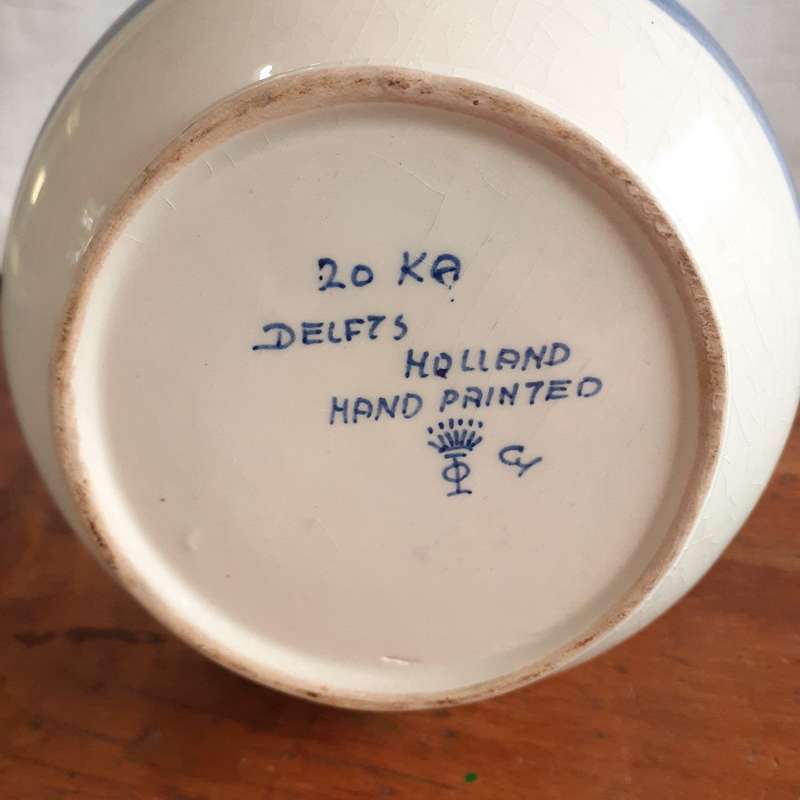 Old Delfts Holland hand painted Jug - signed 20 cms tall