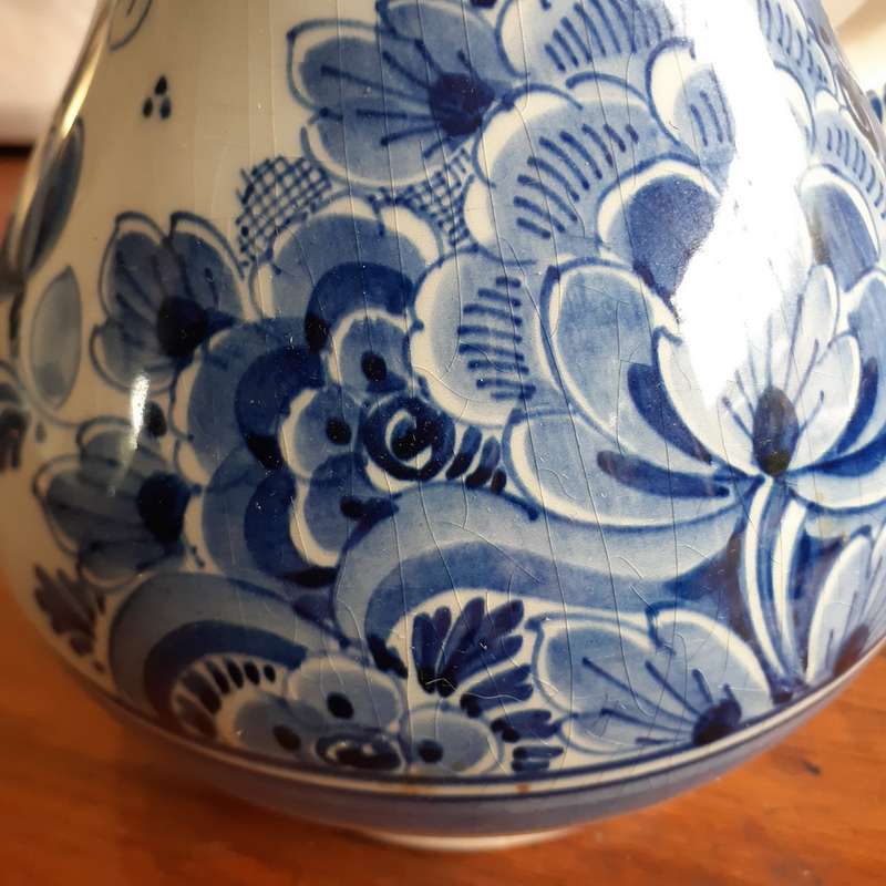 Old Delfts Holland hand painted Jug - signed 20 cms tall
